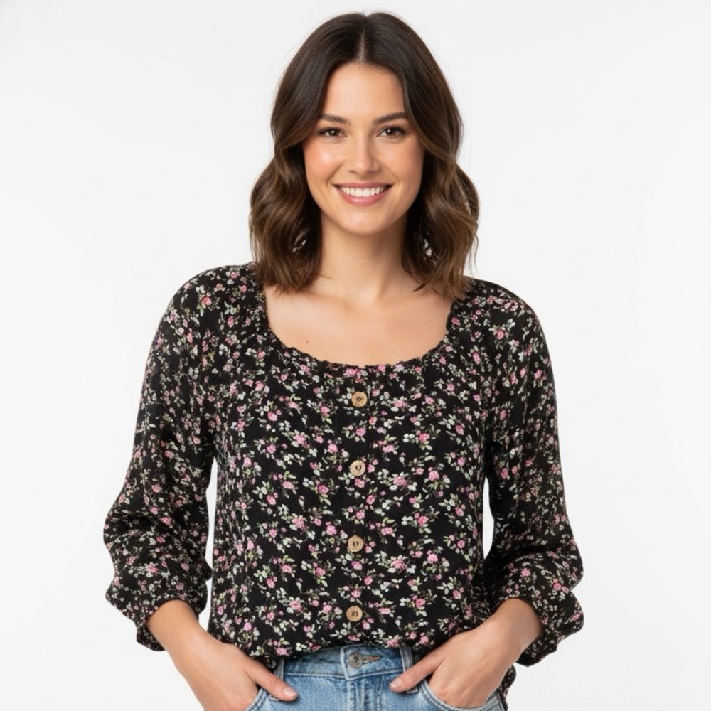 WILD JASMINE Women’s Ditsy Floral Blouse